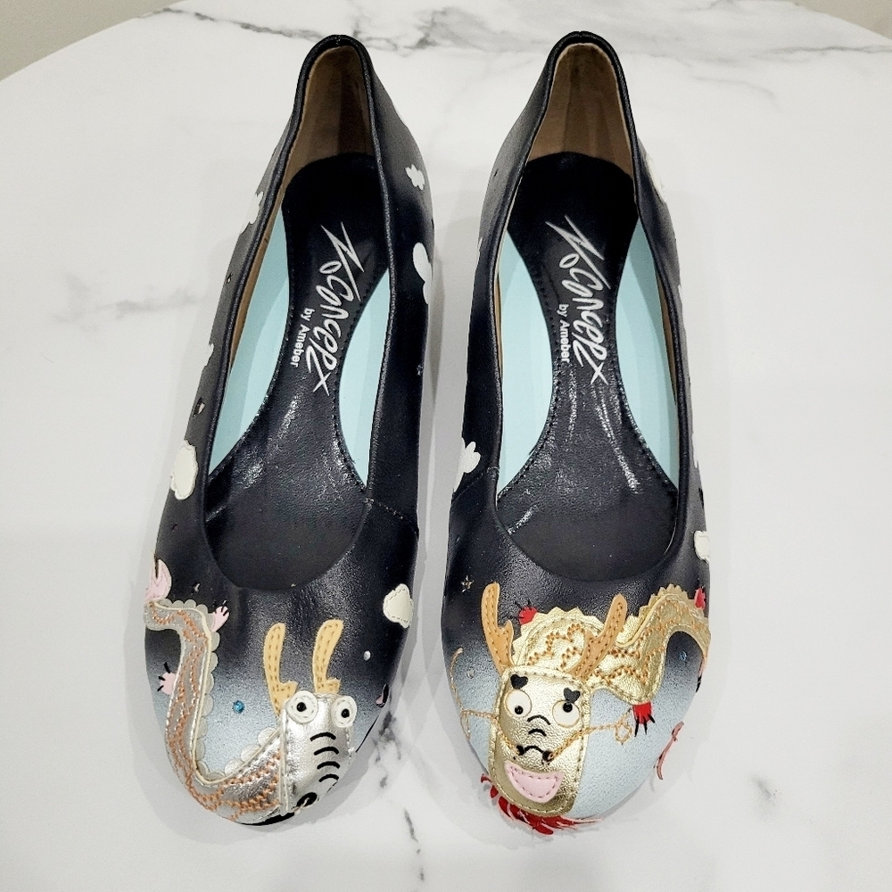 Brand New Japan Lamb Skin Dragons Shoes Heels Kids US 3 / Women 4